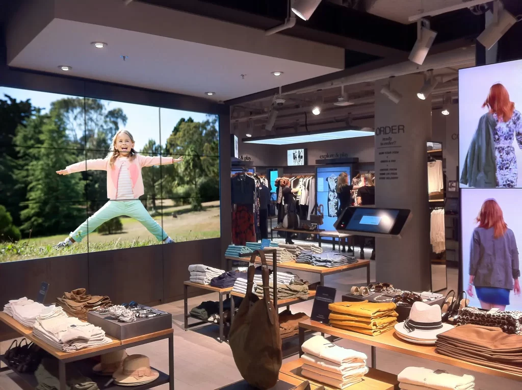 360CSG LED Digital Signage